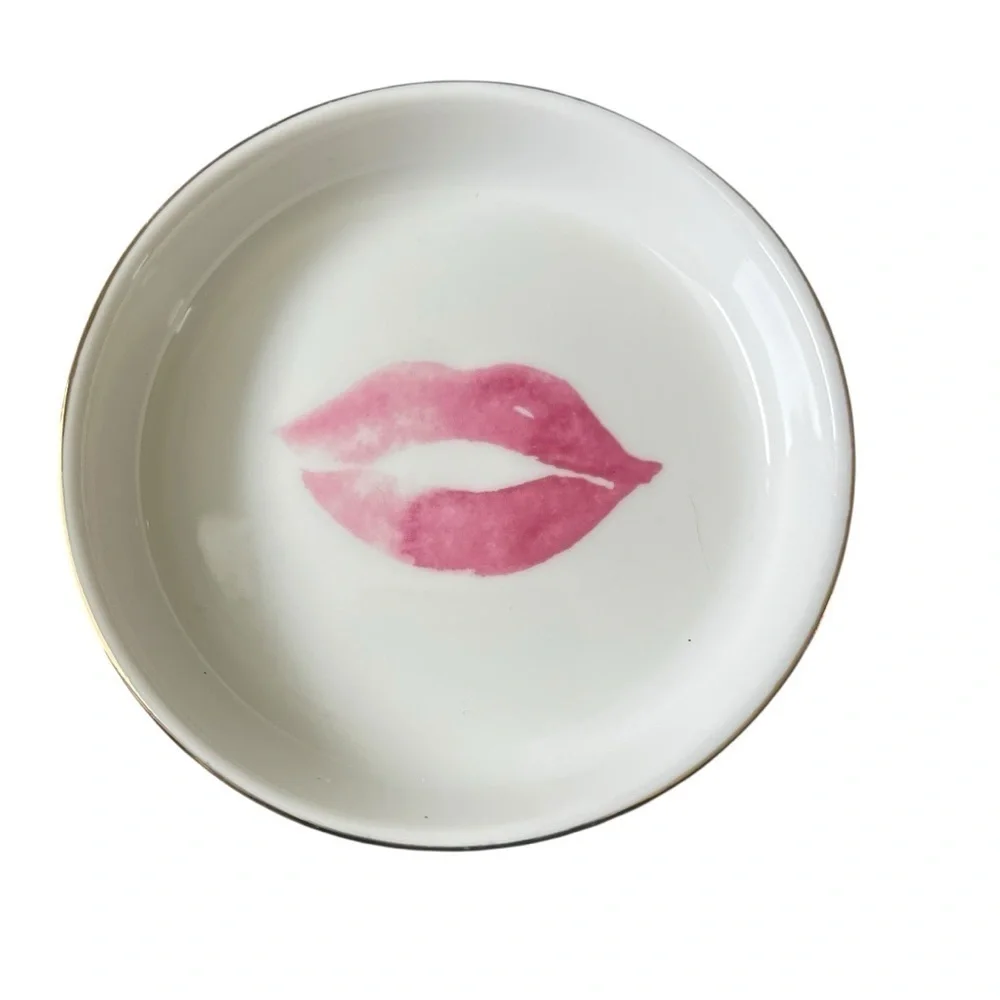 N/A jewelry dish